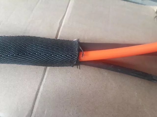e3c3977b02e25d6e77bef8cfec73b49b